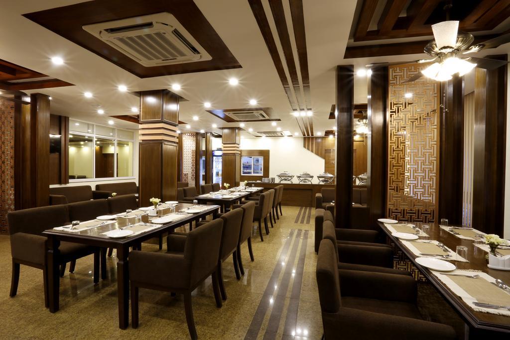Mahadev Hotel Kathmandu Exterior photo