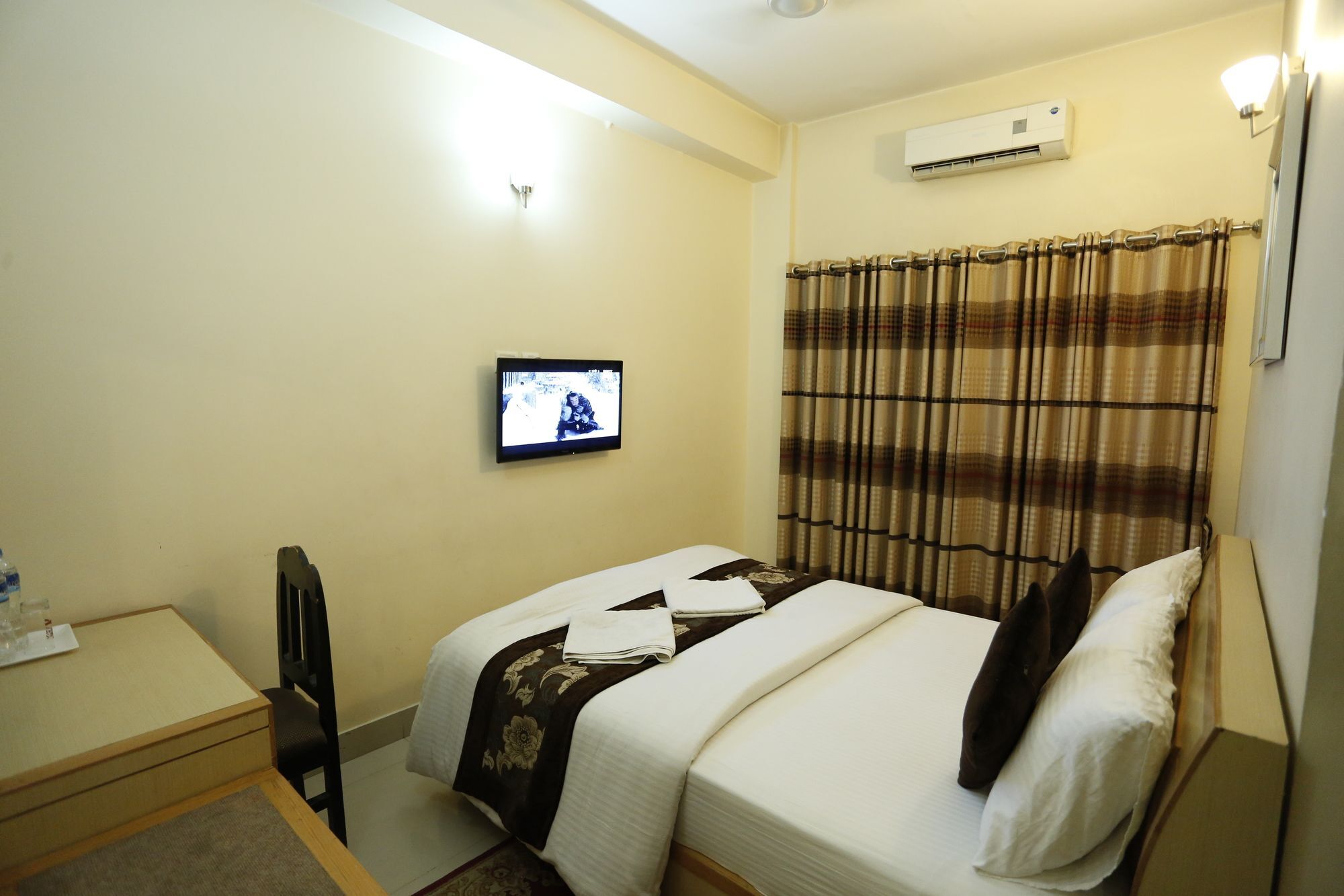 Mahadev Hotel Kathmandu Exterior photo